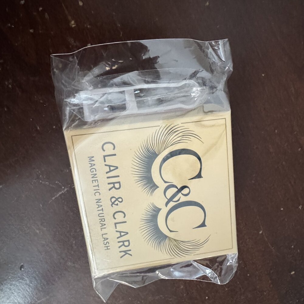 Clair & Clark Magnetic Natural Eye Lashes, New in Bag